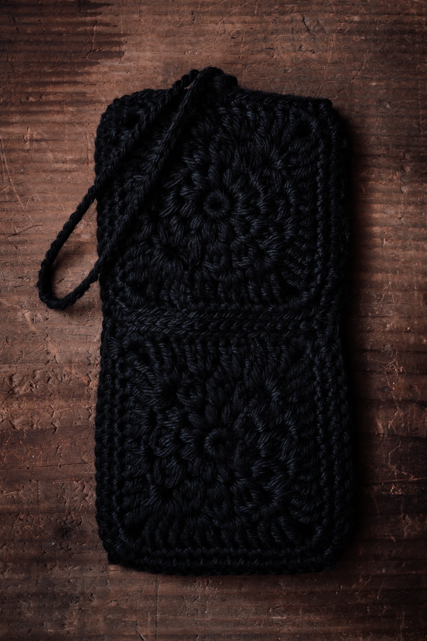 black-boho-sunglasses-holder