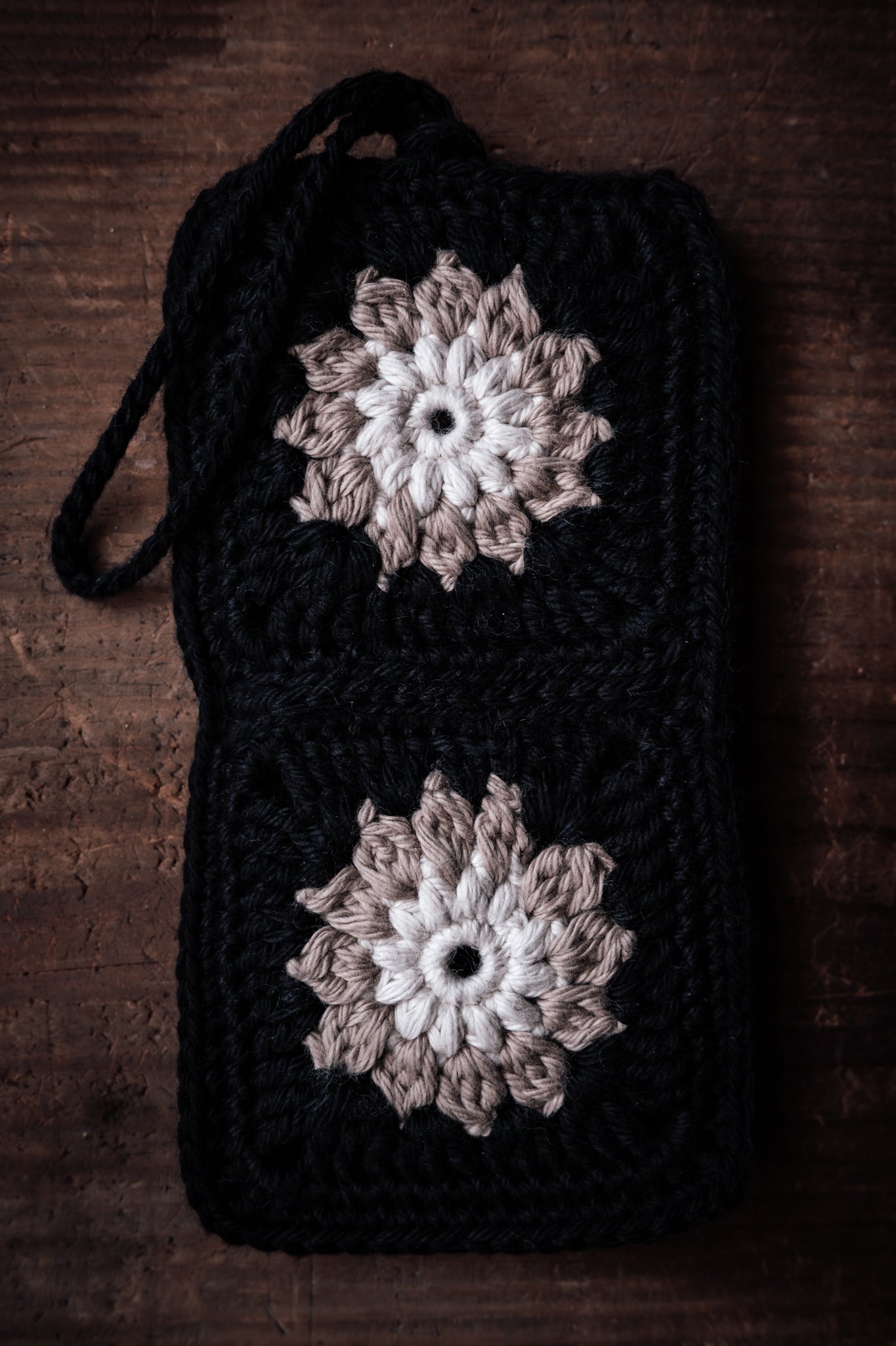 boho-flower-sunglasses-pouch