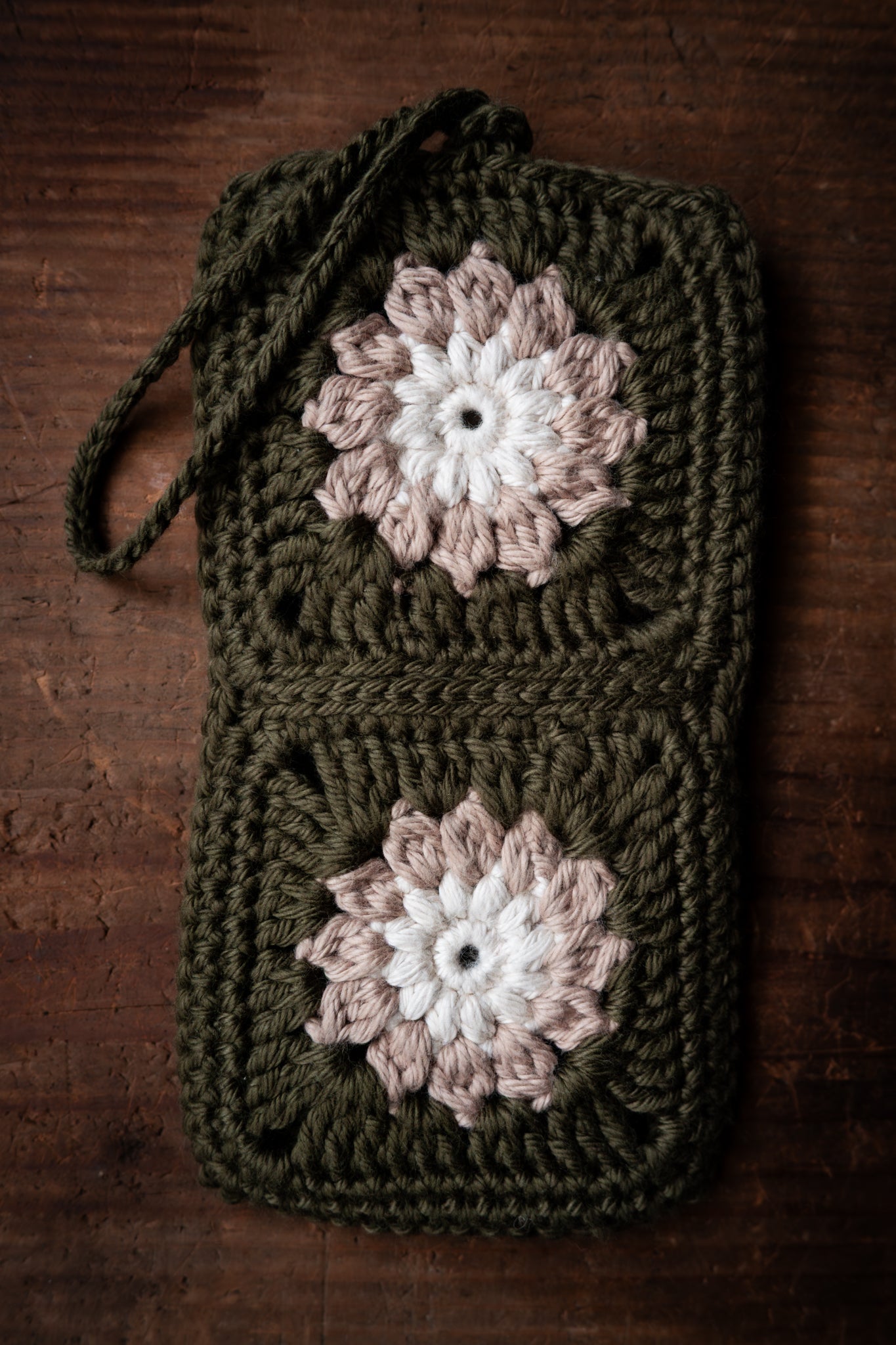 olive-sunglasses-case