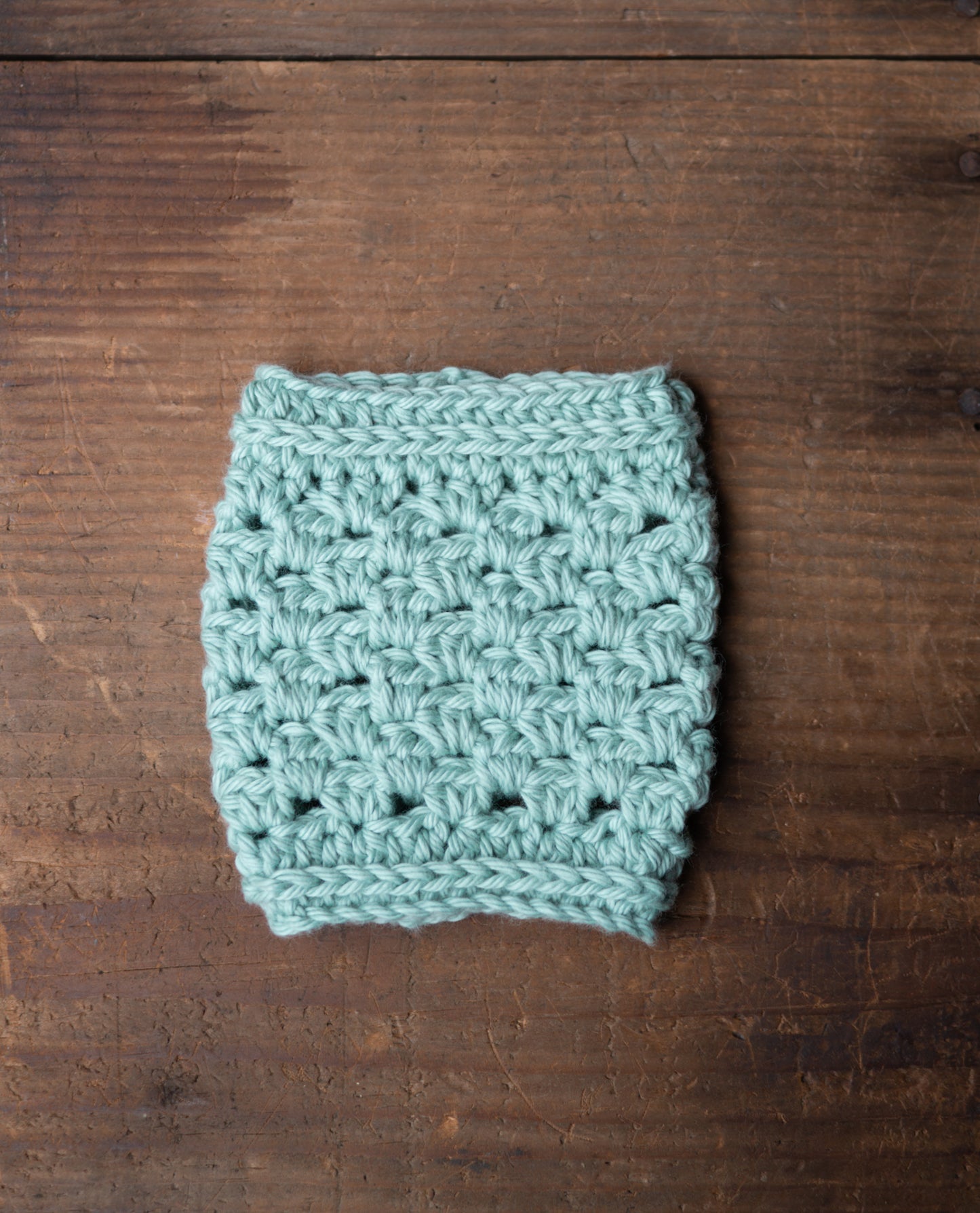 aqua-reusable-cup-sleeve