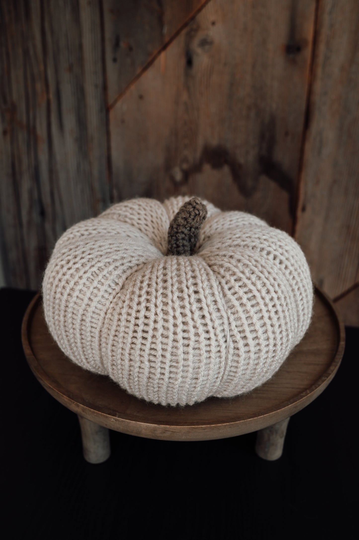linen-knit-pumpkin