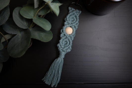 macrame-bead-keychain