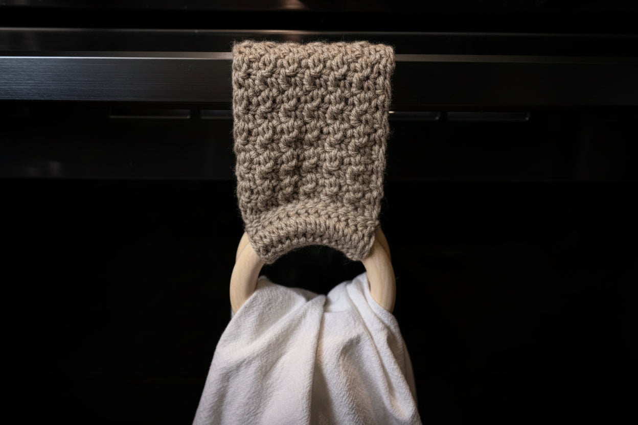 spring-kitchen-towel-holder