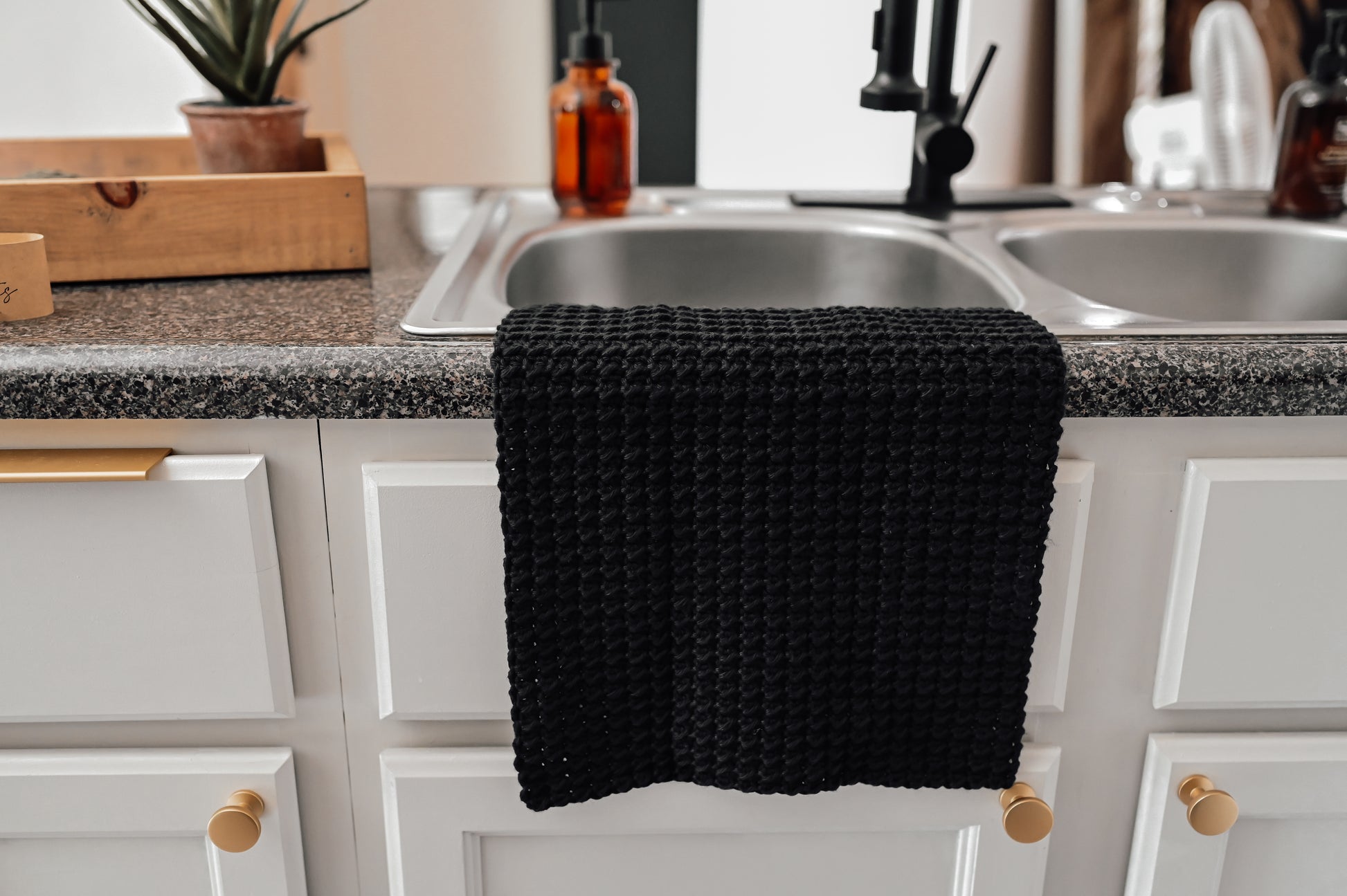 farmhouse-crocheted-dish-towel