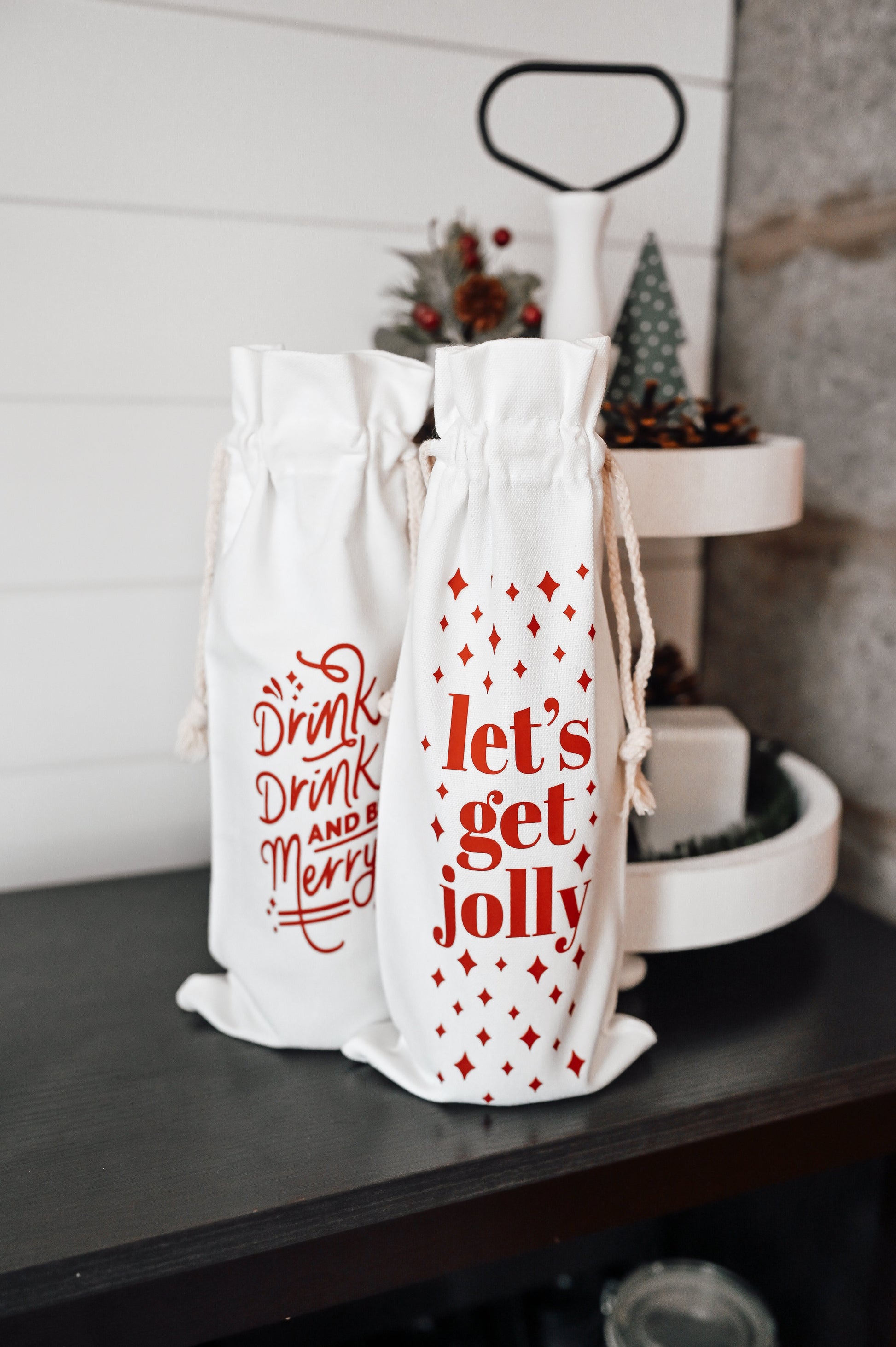 canvas-holiday-wine-bags