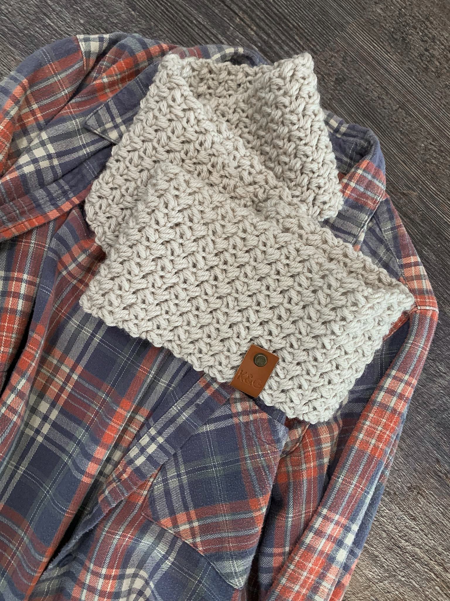 neutral-crocheted-infinity-scarf