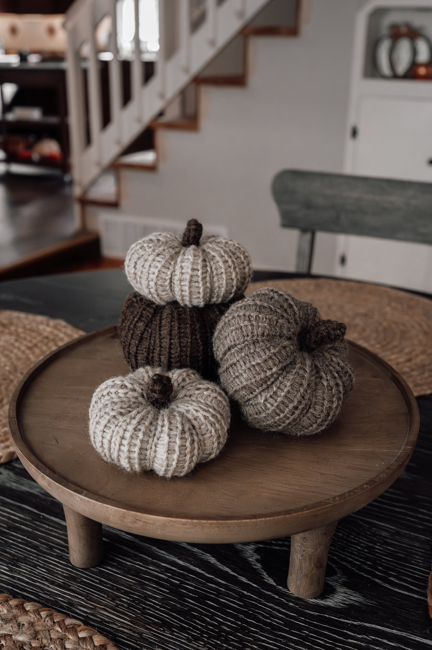 neutral-fall-pumpkins