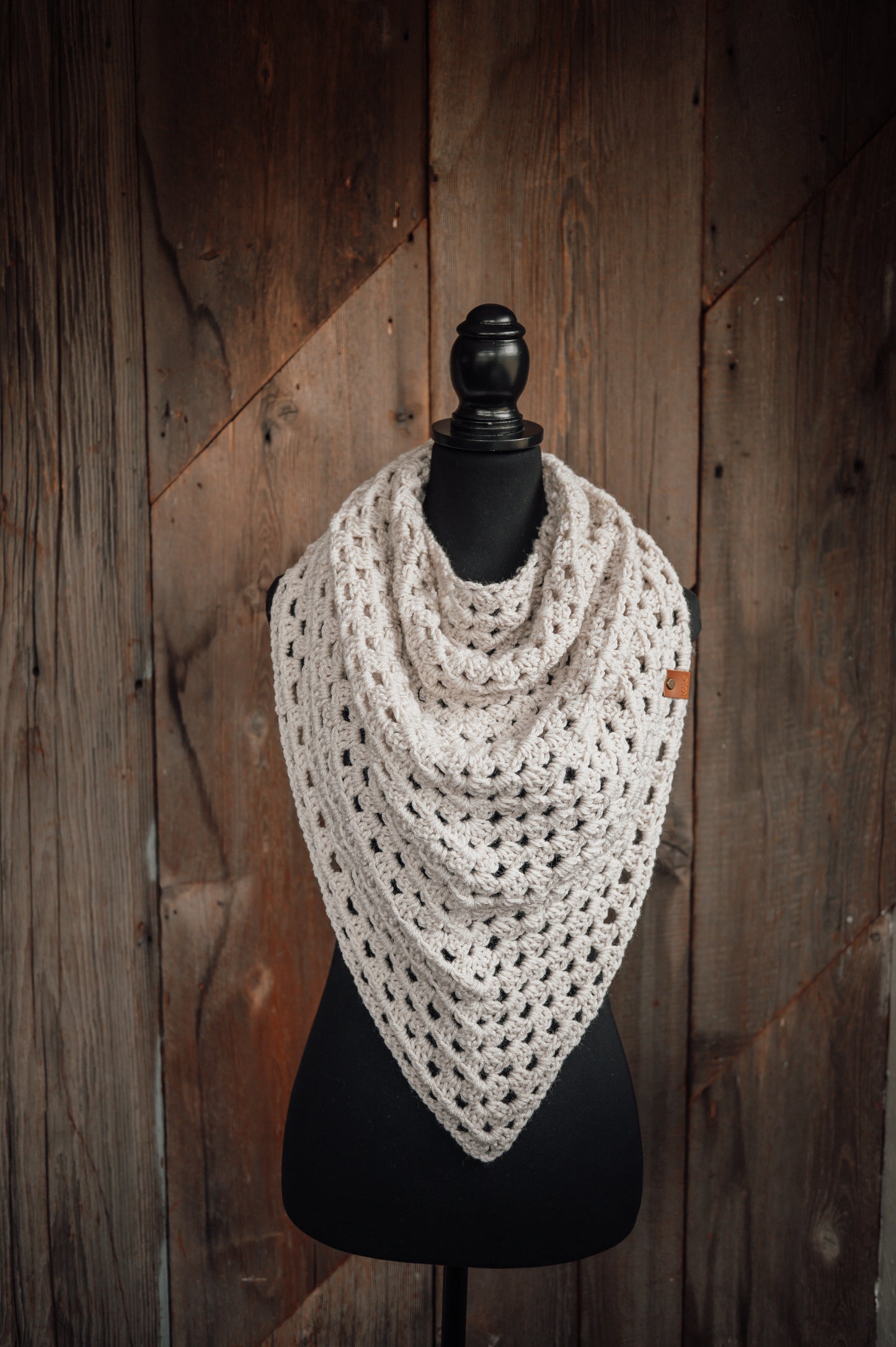 neutral-crocheted-triangle-scarf