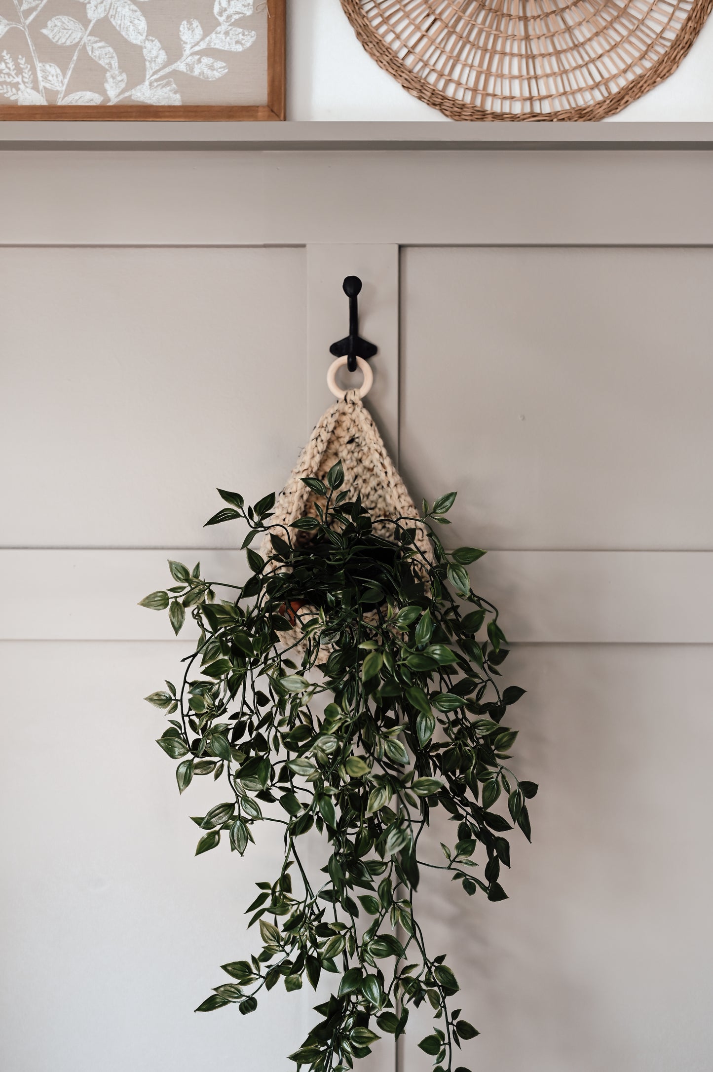 boho-hanging-wall-basket