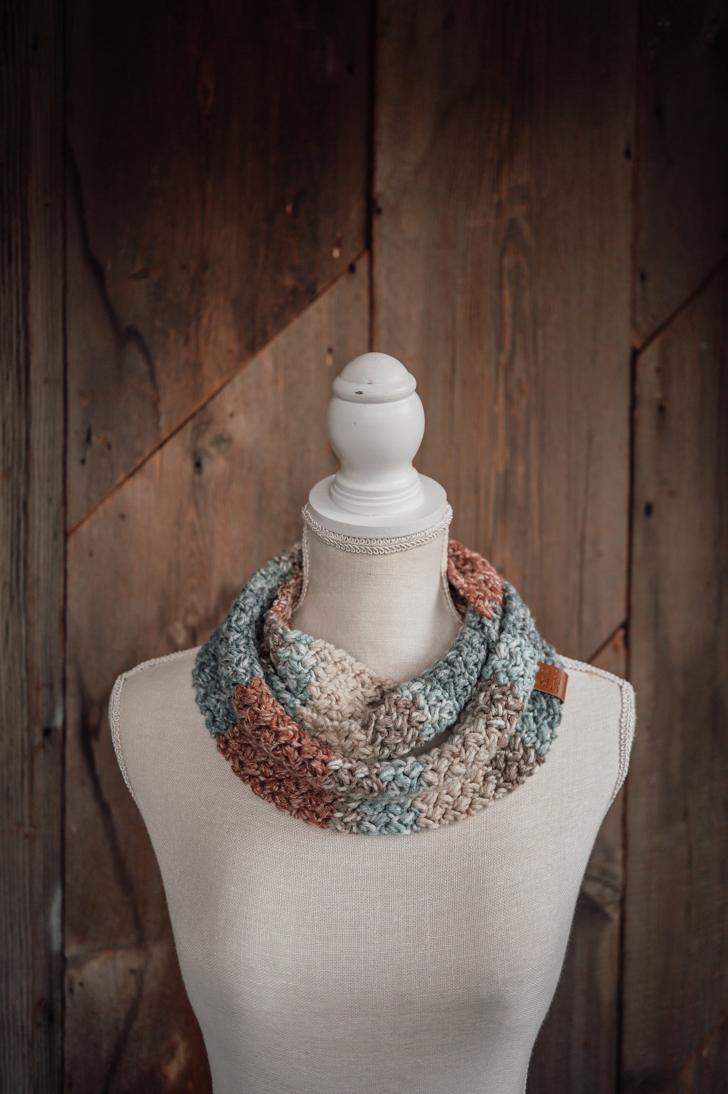 multi-colored-infinity-cowl